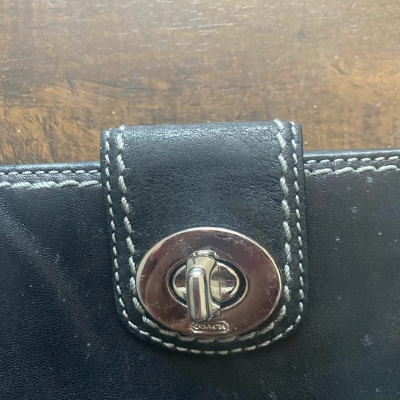 Coach Black leather Hampton Turnlock wallet - Picture 9 of 11